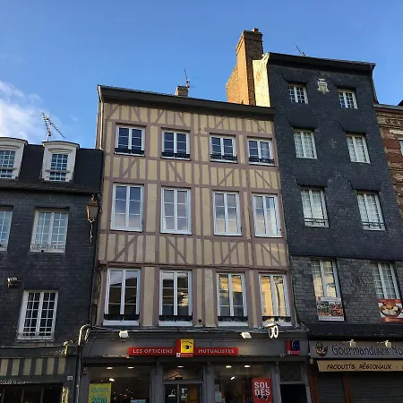 Charles Baudelaire *