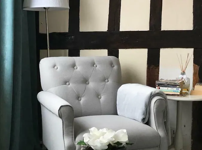 Charles Baudelaire *