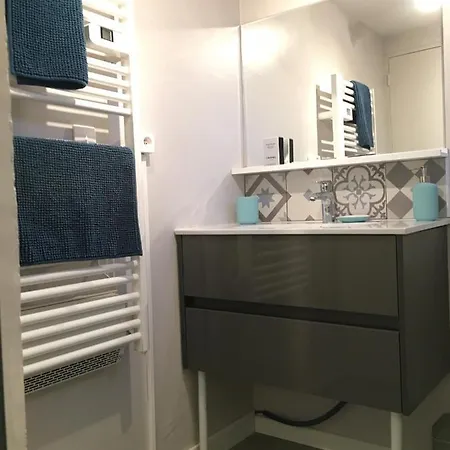 Charles Baudelaire شقة أونفلور