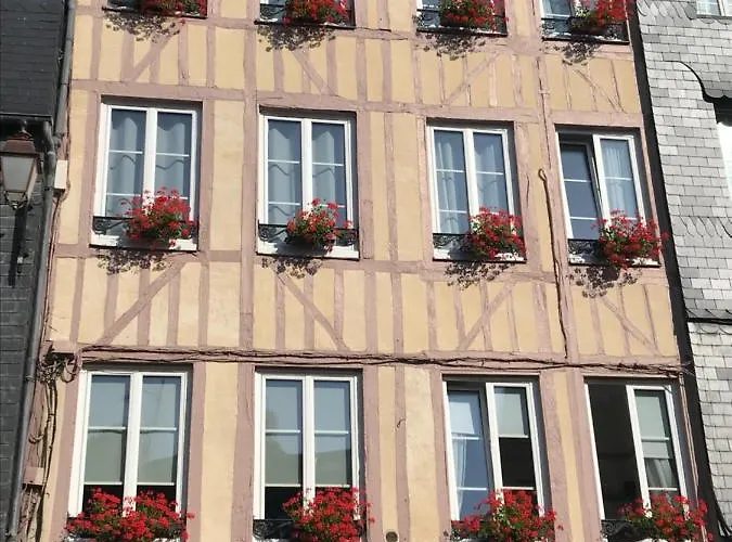 Apartman Charles Baudelaire *