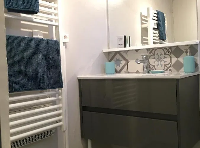 Charles Baudelaire Apartman Honfleur